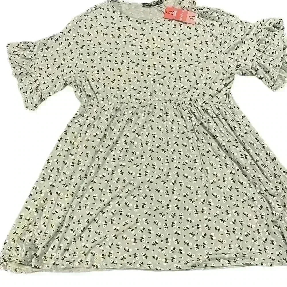 NWT BOOHOO PLUS UK Floral Smock Dress Plus Size 18​ - Picture 7 of 7